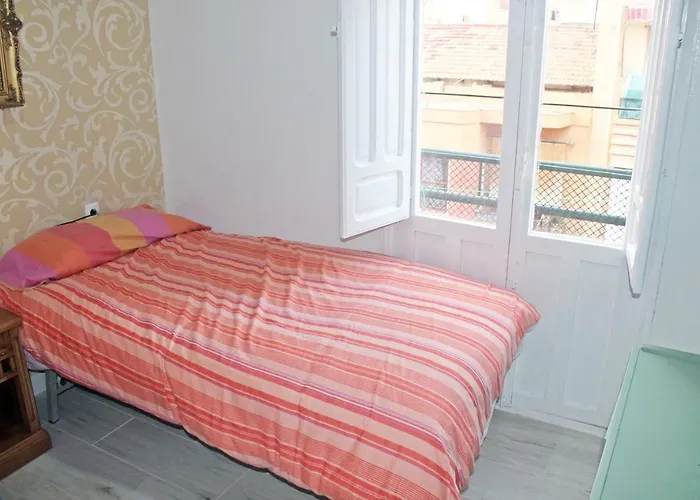 Daire Con Terraza En *